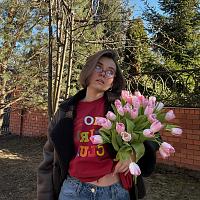 Зарецкая Виктория (embrassé par la muse)